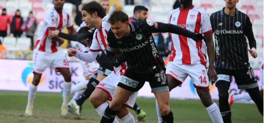 Sivasspor ve Konyaspor Beraberlikle Ayrıldı, Sıradaki Maç Başakşehir Deplasmanında!