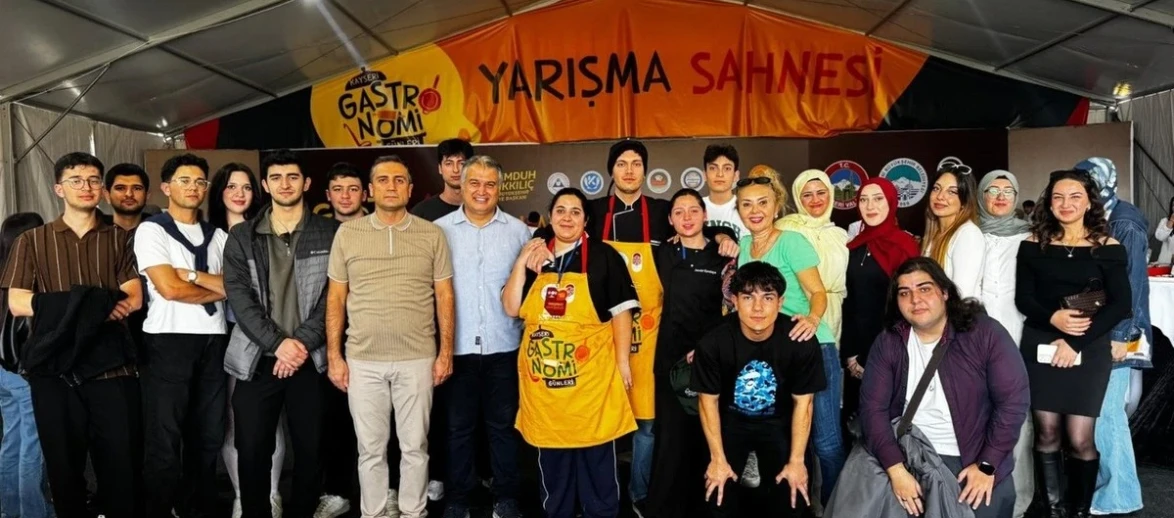 SCÜ'lü öğrenciler Kayseri'de şampiyon oldu