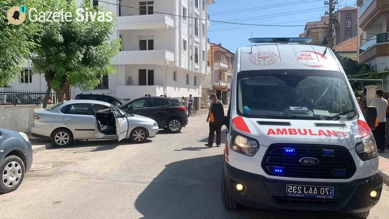 Karaman'daki kazada küçük kız gözyaşlarına boğuldu..