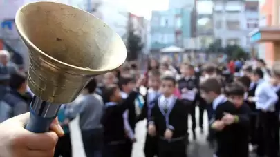 Sivas'ta Tatilin Son Bulmasıyla Öğrenciler Ders Başı Yapmaya Hazırlanıyor