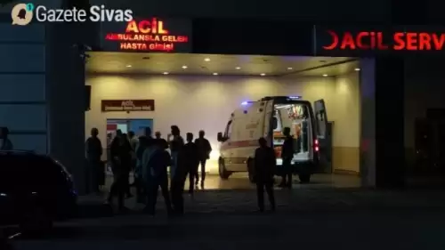 Gözünü Bile Kırpmadan Annesi ve Kardeşini Bıçakladı!