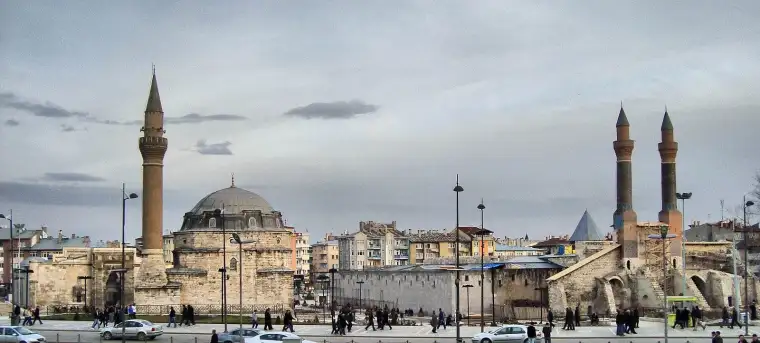 Sivas'ın tarihi yapıları 4