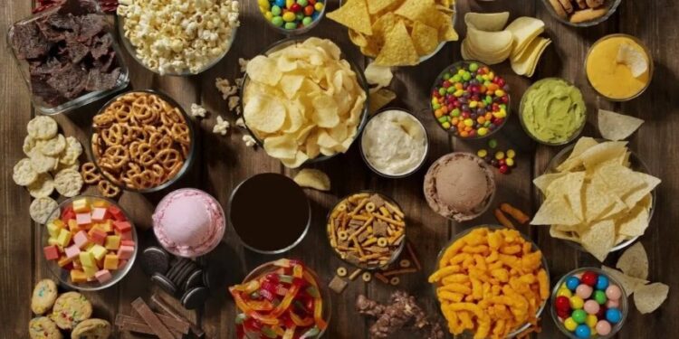 8 çocuktan 1’i aşırı işlenmiş gıdalara bağımlı…