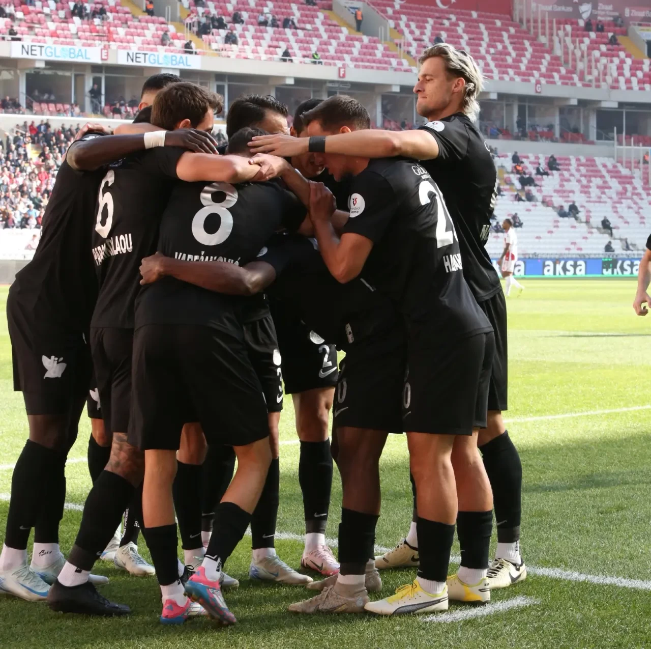 Çaykur Rizespor, Kendi Sahasında 18 Puan Kazandı!
