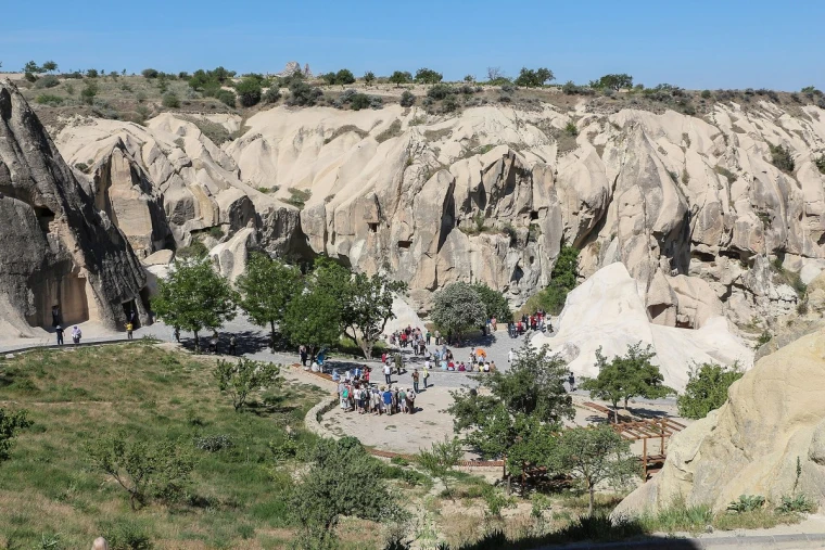 Göreme Açık Hava Müzesi ve çevresindeki peribacaları (arşiv görünümü)